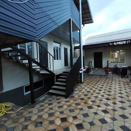 Guest House Sanat Naryn ภายนอก รูปภาพ