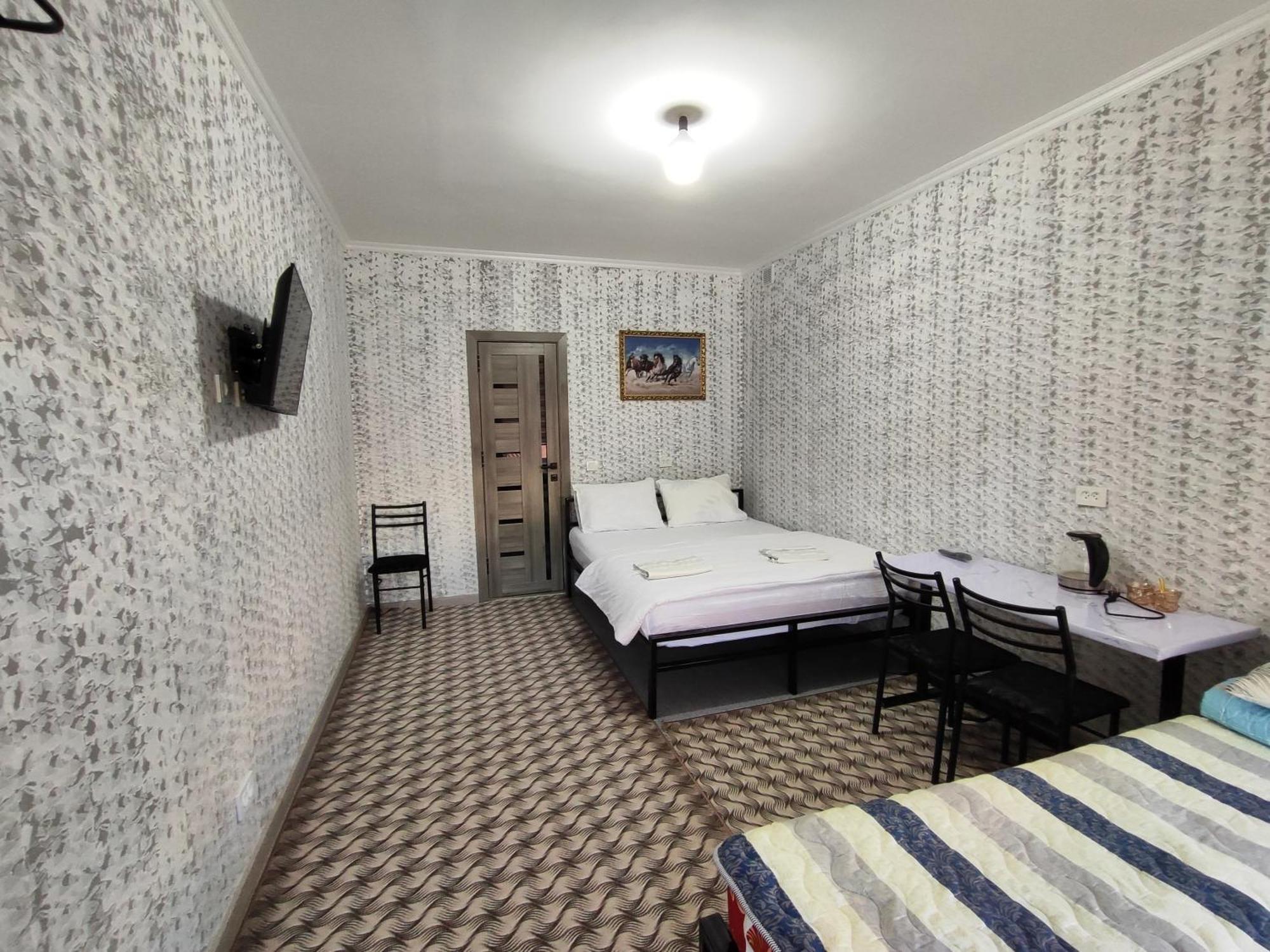 Guest House Sanat Naryn ภายนอก รูปภาพ
